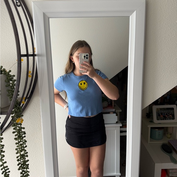 Blue Smiley Face Crop Top - Picture 3 of 6